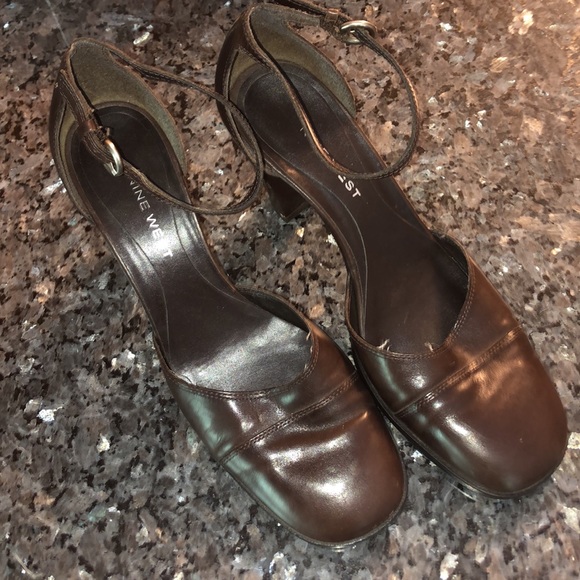 Nine West Ankle Tied Heels - 2 - Picture 2 of 9